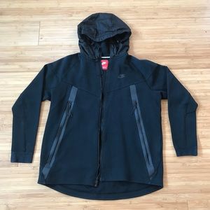 Nike Tech Fleece Windrunner Super